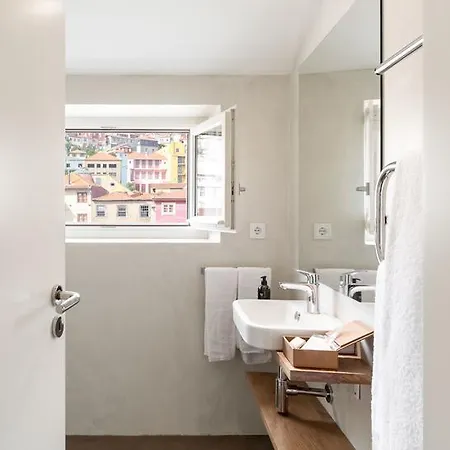 Mouzinho 160 * Porto