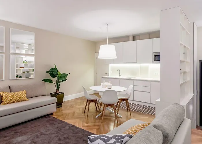 Mouzinho 160 * Porto