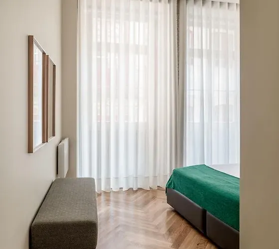 Apartamento Mouzinho 160 *